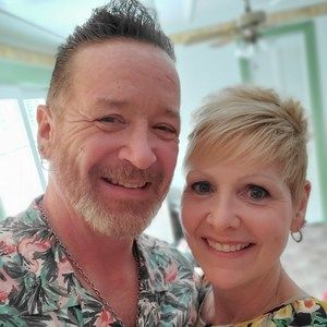 Meet your Posher, Gloria